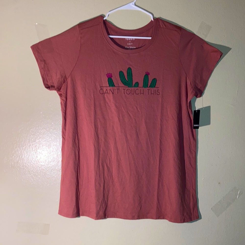 Torrid Cactus Print T-Shirt Women Size 3 Slim Fit Guava Pink